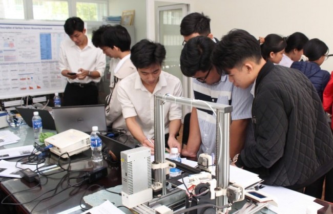 Đà Nẵng: Gắn kết đại học với trường phổ thông trong giáo dục STEM