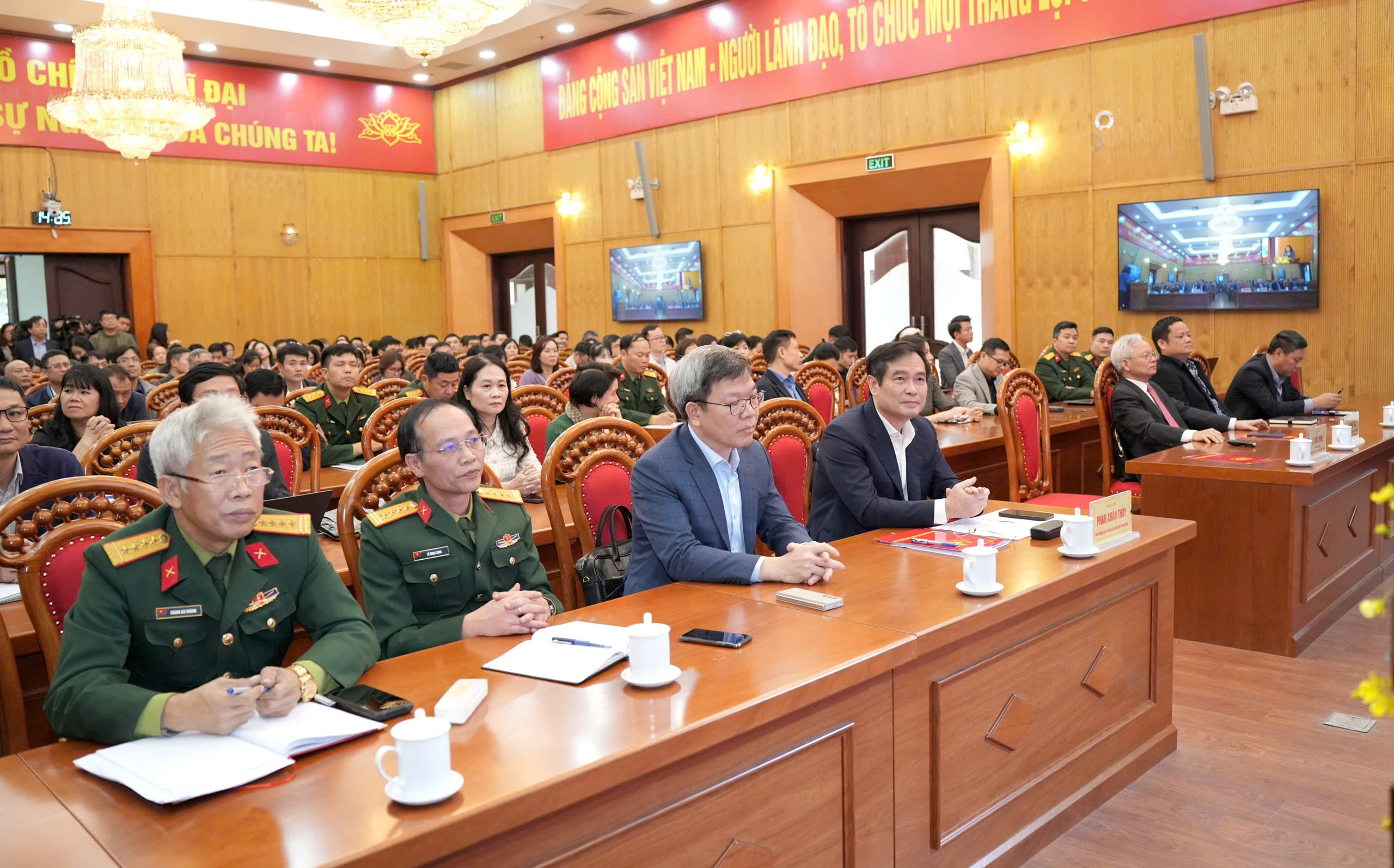 Tập trung cao độ cho nhiệm vụ tuyên truyền Đại hội XIV của Đảng