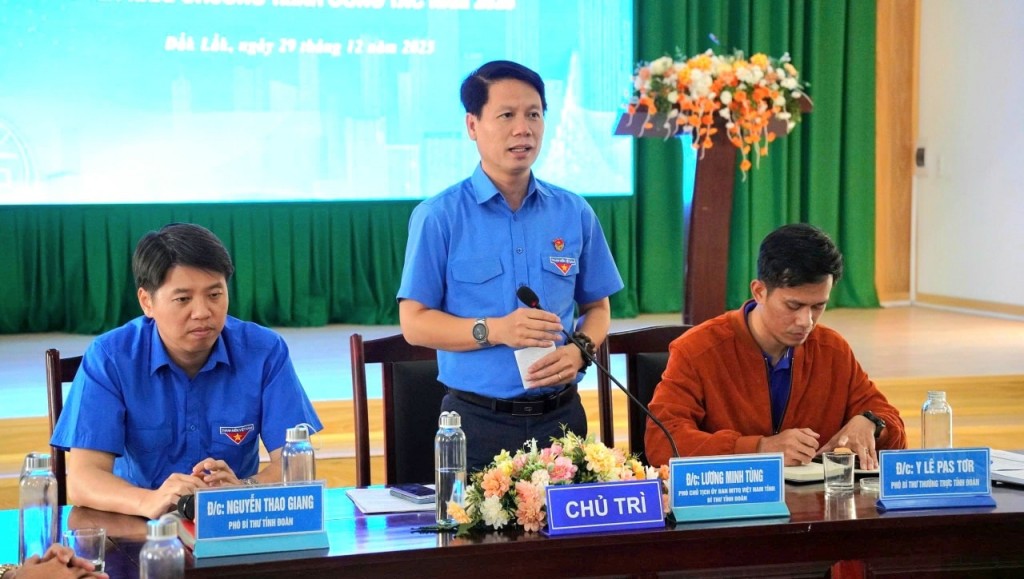 Hội nghị đối thoại giữa lãnh đạo UBND tỉnh với thanh niên trên địa bàn tỉnh năm 2025 với chủ đề “Thanh niên Đắk Lắk đổi mới sáng tạo, tiên phong phát triển khoa học kỹ thuật”