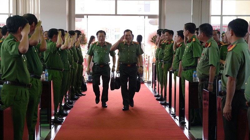 Thượng tướng Lê Văn Tuyến, Ủy viên Ban Thường vụ Đảng ủy Công an Trung ương, Thứ trưởng Bộ Công an đến dự Hội nghị. 