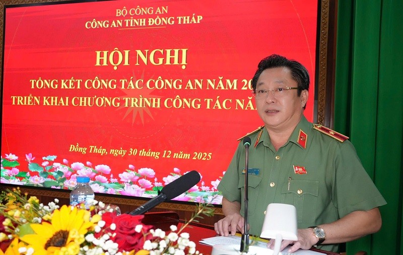 Giám đốc Công an tỉnh đã phát động trong toàn lực lượng phong trào thi đua Vì an ninh Tổ quốc năm 2026 và thực hiện phương châm hành động Trách nhiệm – Kỷ cương – Đột phá – Hiệu quả.