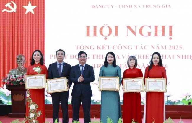 Xuân mới trên quê hương Trung Giã anh hùng