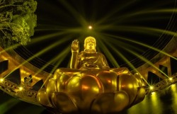 Tây Ninh: Tôn tượng Đức Phật Câu Na Hàm Mâu Ni trên đỉnh Bà Đen đón khách tham quan, chiêm bái kể từ 1/1/2026