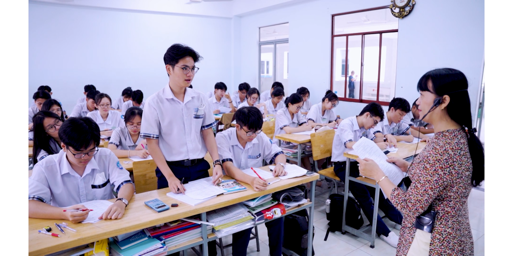 Tiên phong đổi mới giáo dục, xứng đáng đầu tàu tri thức cả nước