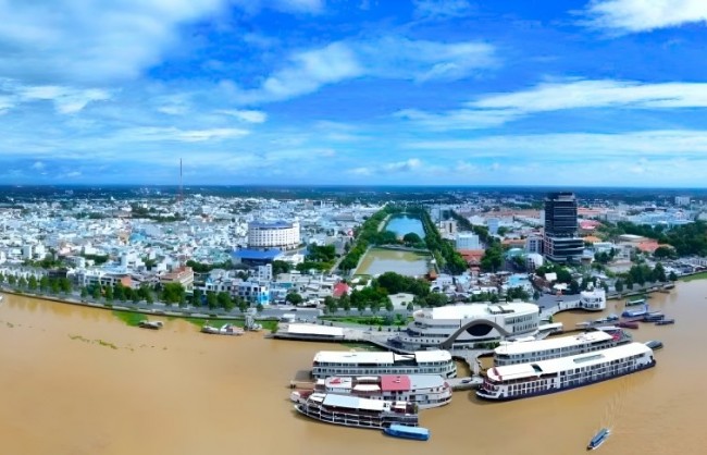 Đồng Tháp khẳng định nội lực, giữ vững đà tăng trưởng