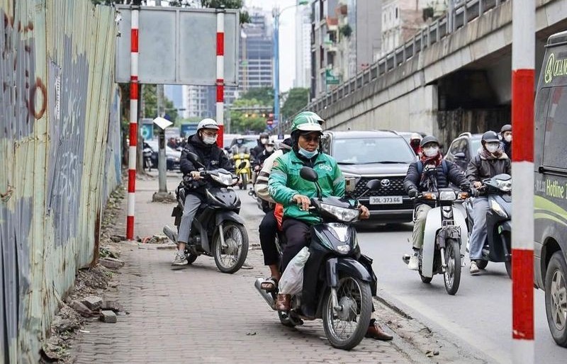 Xây dựng văn hóa giao thông cho tài xế xe công nghệ