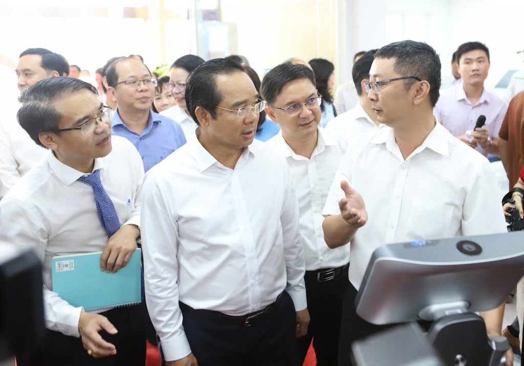 Trung tâm Phục vụ hành chính công TP Hồ Chí Minh