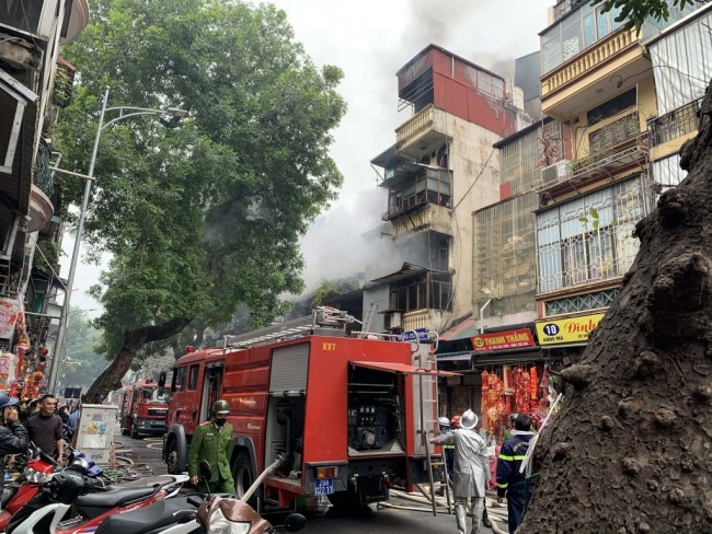 Thông tin chính thức về vụ cháy xảy ra tại số 14 Hàng Mã