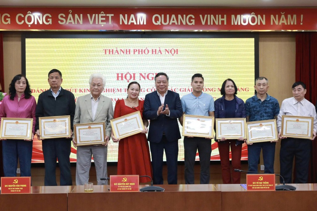 Đổi mới tư duy lãnh đạo, quyết tâm phát triển bứt phá