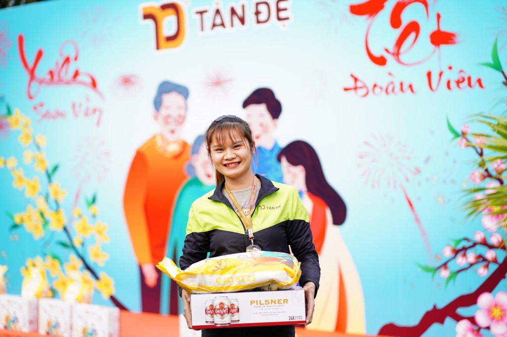 Để mọi người lao động đều có Tết đủ đầy, an vui