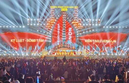 Quảng Ninh: Lan tỏ tinh thần kỷ luật đồng tâm tại đêm Countdown