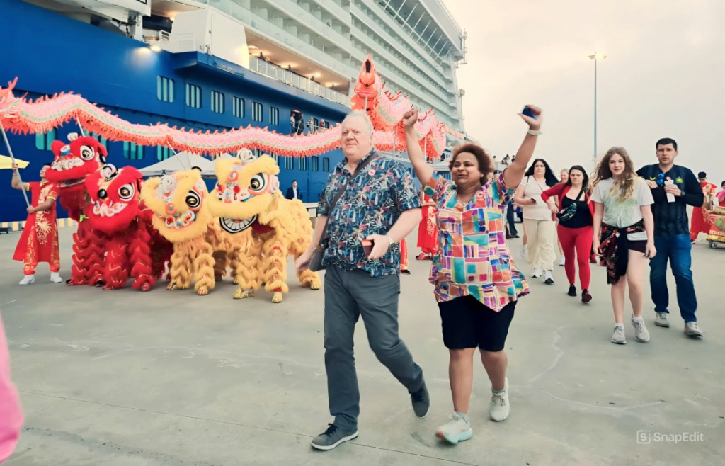 Du lịch Quảng Ninh hút khách, khởi đầu năm mới đầy ấn tượng