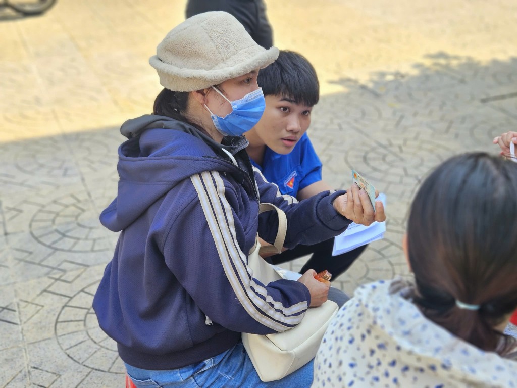 Tiếp nhận hồ sơ tham gia chương trình