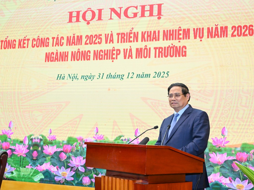 Thủ tướng Phạm Minh Chính bày tỏ vui mừng khi ngành nông nghiệp và môi trường phát triển với xu hướng nhanh, bền vững - Ảnh: VGP/Nhật Bắc