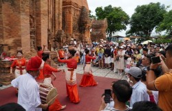 Khánh Hòa: Lượng khách du lịch tăng mạnh dịp Tết Dương lịch