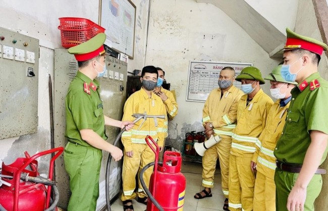 100% nhà ở kết hợp sản xuất, kinh doanh phải trang bị hệ thống báo cháy