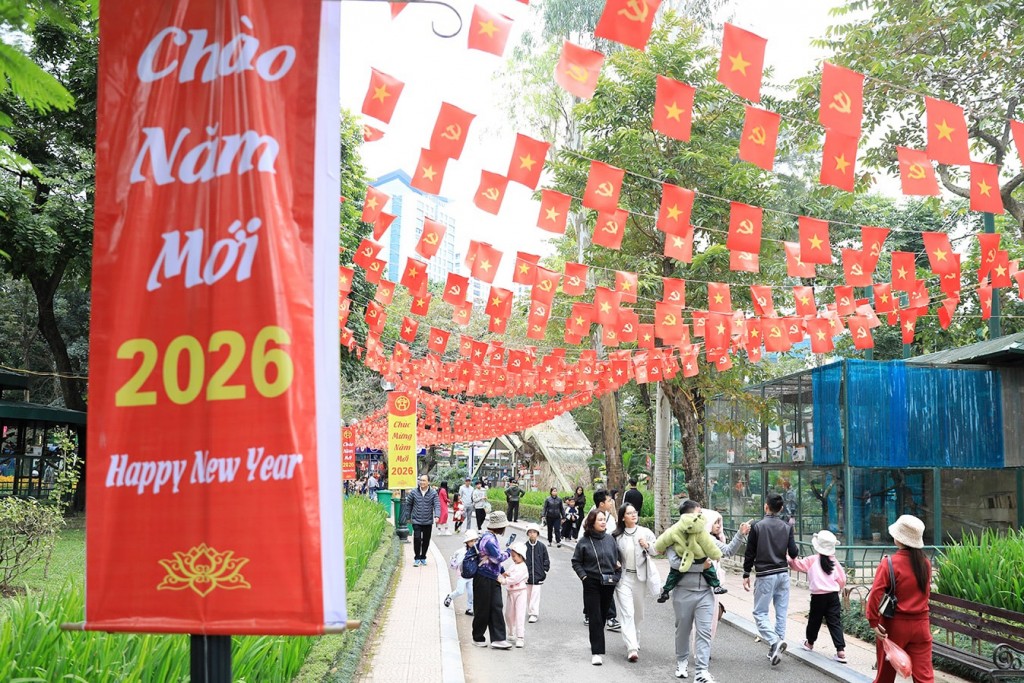 Hà Nội đón lượng khách kỷ lục dịp Tết Dương lịch 2026 Hà Nội đón lượng khách kỷ lục dịp Tết Dương lịch 2026