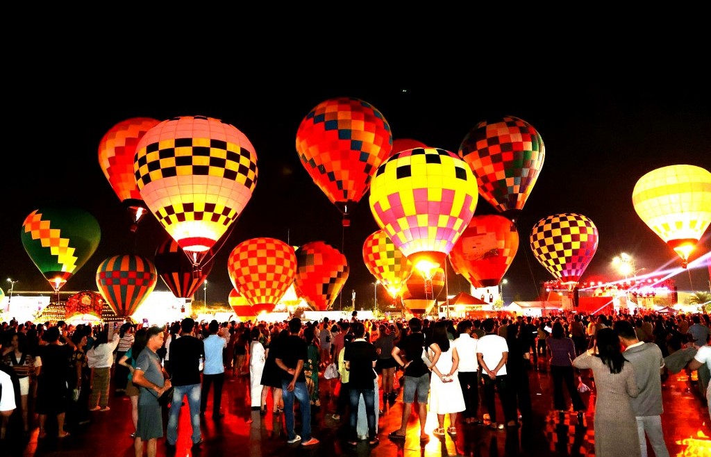 Sắc hoa trăm tuổi làm nên dấu ấn Đồng Tháp