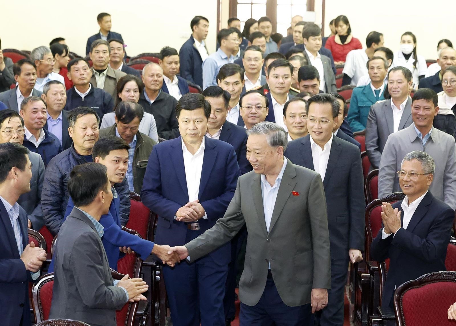 Xây dựng nhà nước pháp quyền, thể chế hóa, hoàn thiện và phát triển đất nước Chú thích ảnh