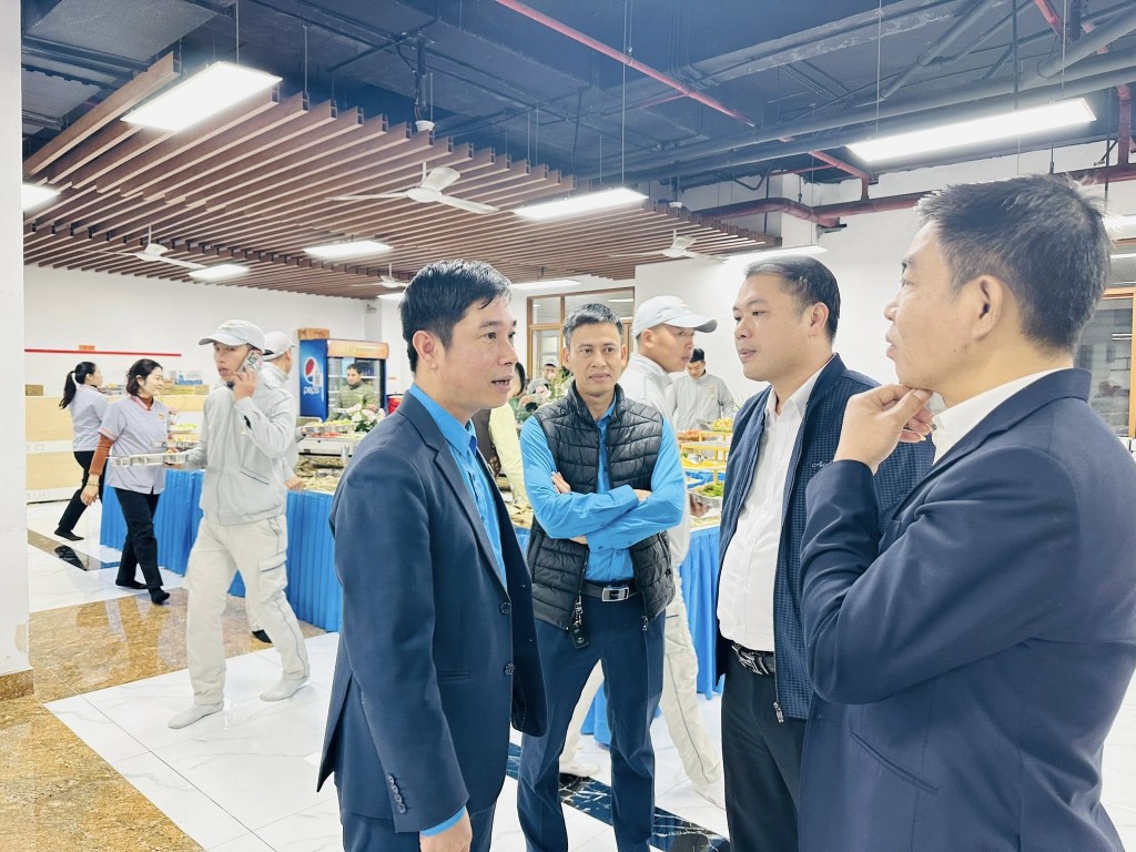 Tổ chức bữa cơm Công đoàn chào năm mới 2026 cho người lao động Tổ chức bữa cơm Công đoàn chào năm mới 2026 cho người lao động