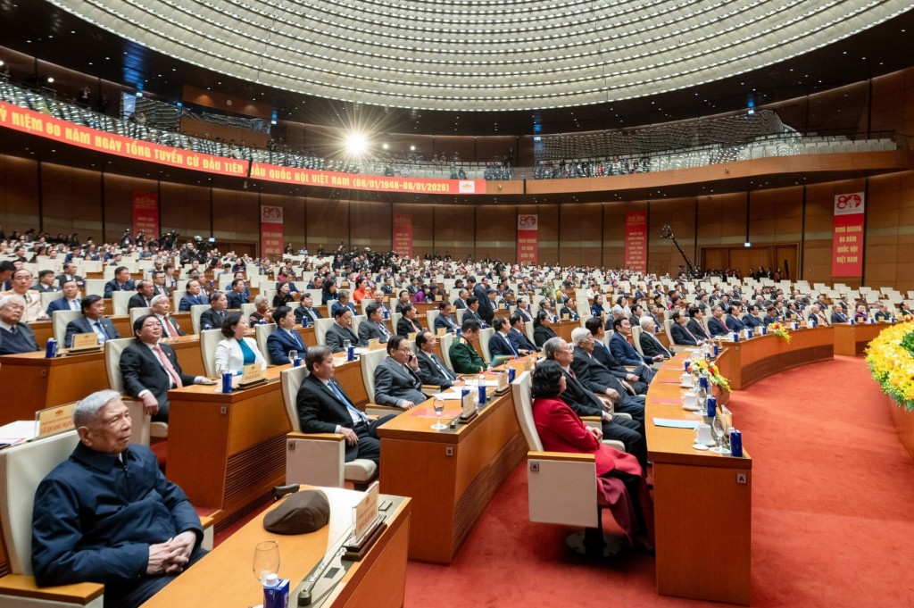 Tổng Bí thư Tô Lâm: Quốc hội tiếp tục đổi mới mạnh mẽ tư duy lập pháp, theo hướng kiến tạo và dẫn dắt phát triển Tổng Bí thư Tô Lâm: Quốc hội tiếp tục đổi mới mạnh mẽ tư duy lập pháp, theo hướng kiến tạo và dẫn dắt phát triển