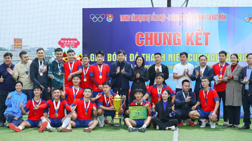 FC Liên Hiệp 1 vô địch giải bóng đá tranh cúp Hai Bà Trưng