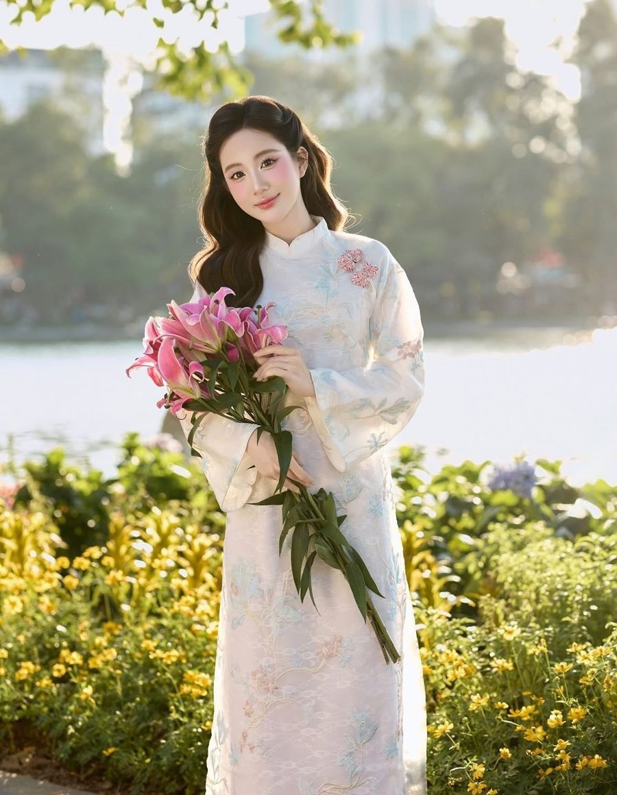 Những bức ảnh đẹp nhất là khi chúng ta rạng rỡ nhất (Ảnh minh họa) Những bức ảnh đẹp nhất là khi chúng ta rạng rỡ nhất (Ảnh minh họa)