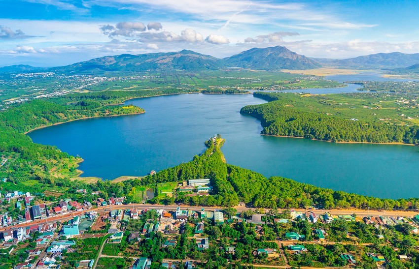 Gia Lai mời gọi đầu tư 170 dự án hướng tới kinh tế xanh