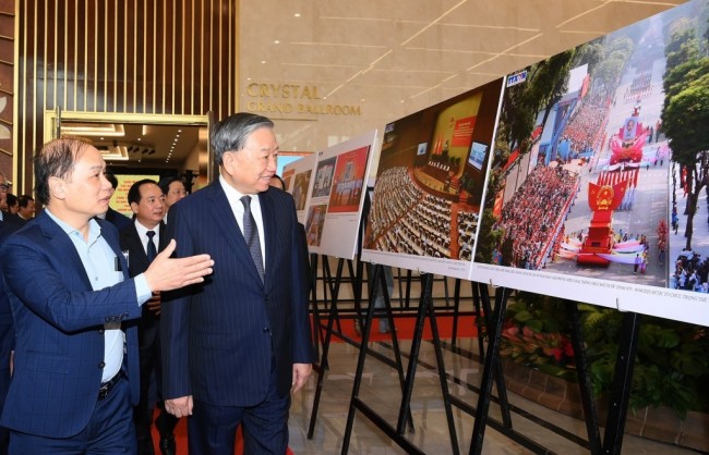 Ý Đảng hòa quyện lòng dân, đưa đất nước vươn mình