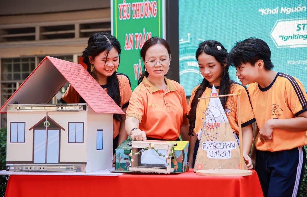 Hội trại Sáng tạo STEM 2025 khơi nguồn đam mê khoa học