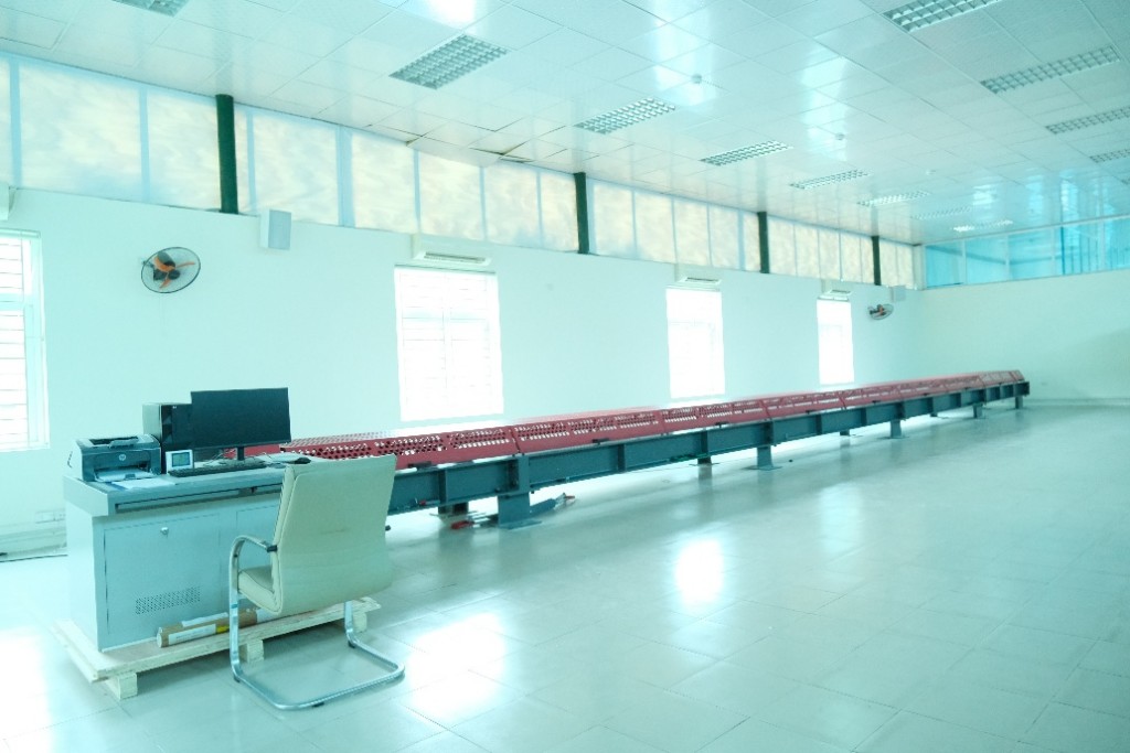 Thiết bị thửThiết bị thử nghiệm lực kéo ngang cơ điện tử điều khiển bằng máy tính model WDL-300 nghiệm lực kéo ngang cơ điện tử điều khiển bằng máy tính model WDL-300