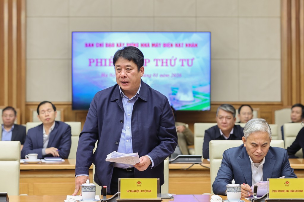 Các đại biểu báo cáo, phát biểu - Ảnh: VGP/Nhật Bắc