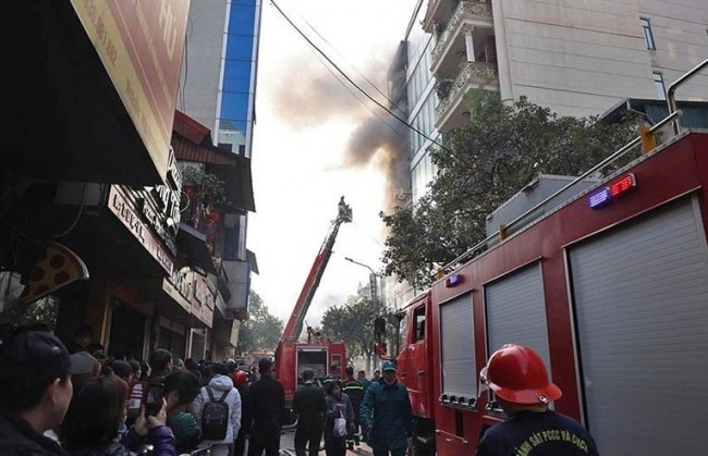 Hà Nội: Cháy nhà 7 tầng tại phường Hà Đông
