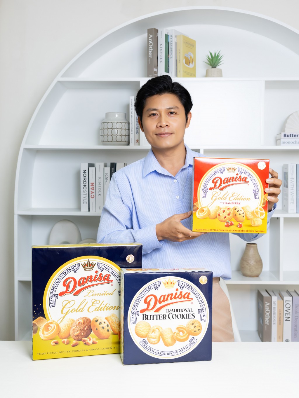 Tôn vinh hành trình tri ân qua bao thế hệ