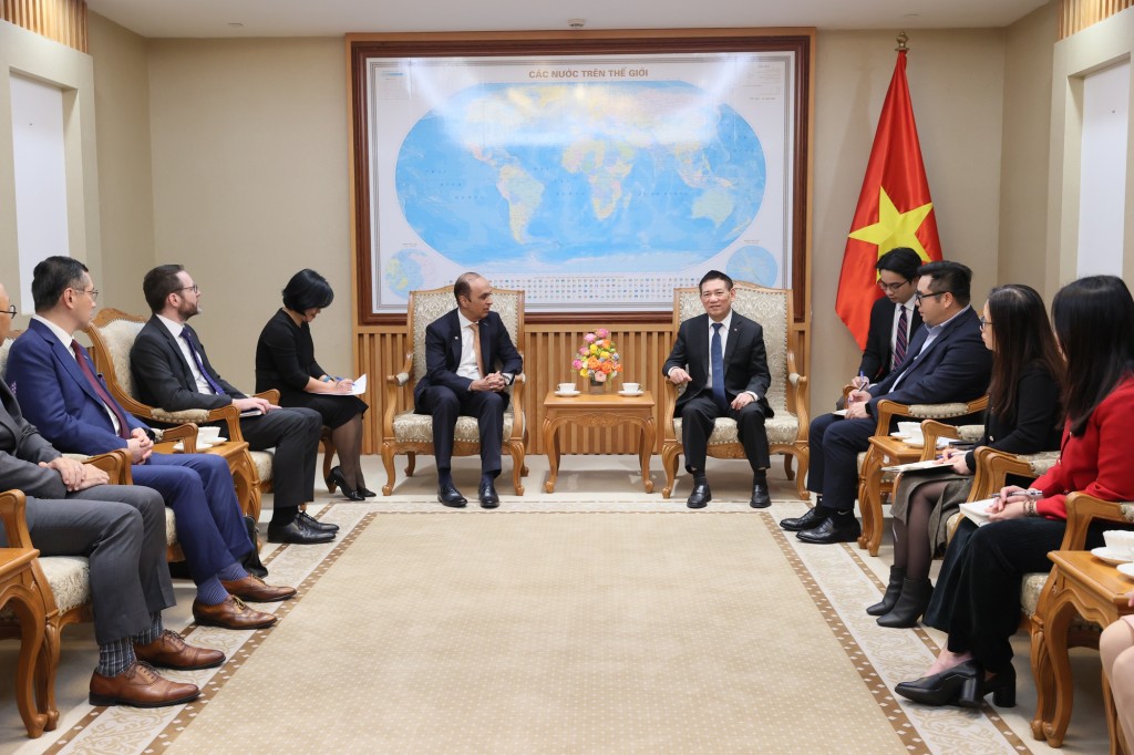 Phó Thủ tướng kỳ vọng Prudential sẽ tiếp tục đẩy mạnh hoạt động kinh doanh tại Việt Nam cũng như hợp tác, hỗ trợ, và đồng hành cùng Chính phủ Việt Nam trong thời gian tới - Ảnh: VGP/Trần Mạnh