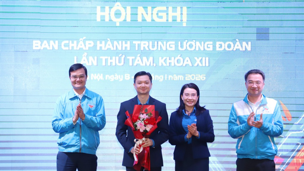 Đổi mới mạnh mẽ phương thức hoạt động của Đoàn