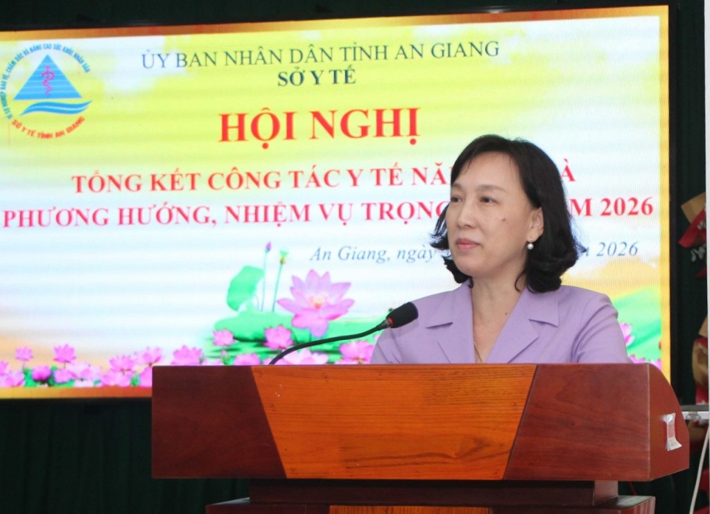 Phó Chủ tịch UBND tỉnh An Giang Nguyễn Thị Minh Thúy phát biểu chỉ đạo hội nghị (ảnh: Hạnh Châu)