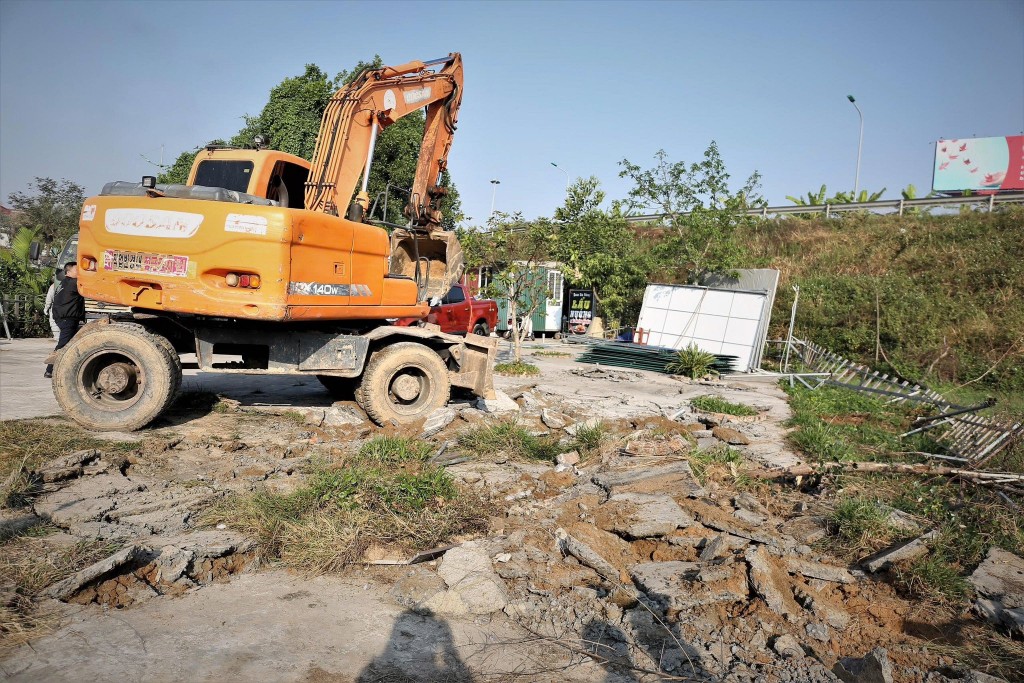 Xã Sóc Sơn ra quân xử lý điểm nghẽn về văn minh đô thị Xã Sóc Sơn ra quân xử lý điểm nghẽn về văn minh đô thị