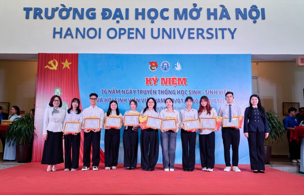 Khơi dậy khát vọng cống hiến của sinh viên trường Mở