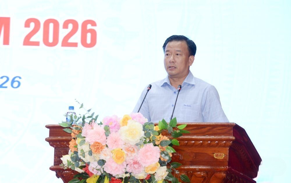 Lãnh đạo các xã, phường phát biểu về kết quả thực hiện nhiệm vụ và kiến nghị giải pháp thời gian tới.