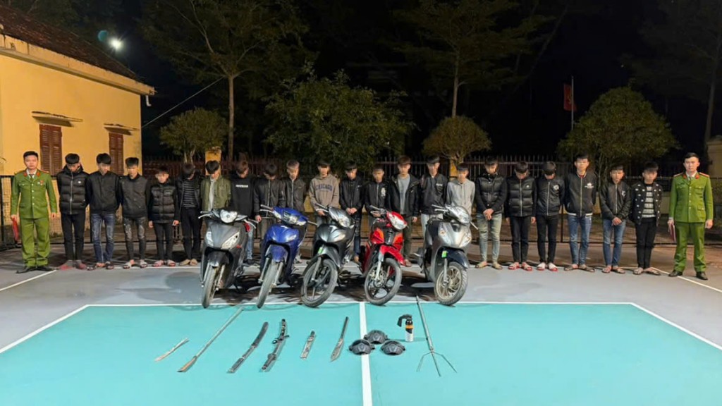 Đối tượng bị bắt giữ cùng tang vật