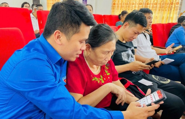 Thanh niên Quảng Ninh xung kích kiến tạo tương lai xanh