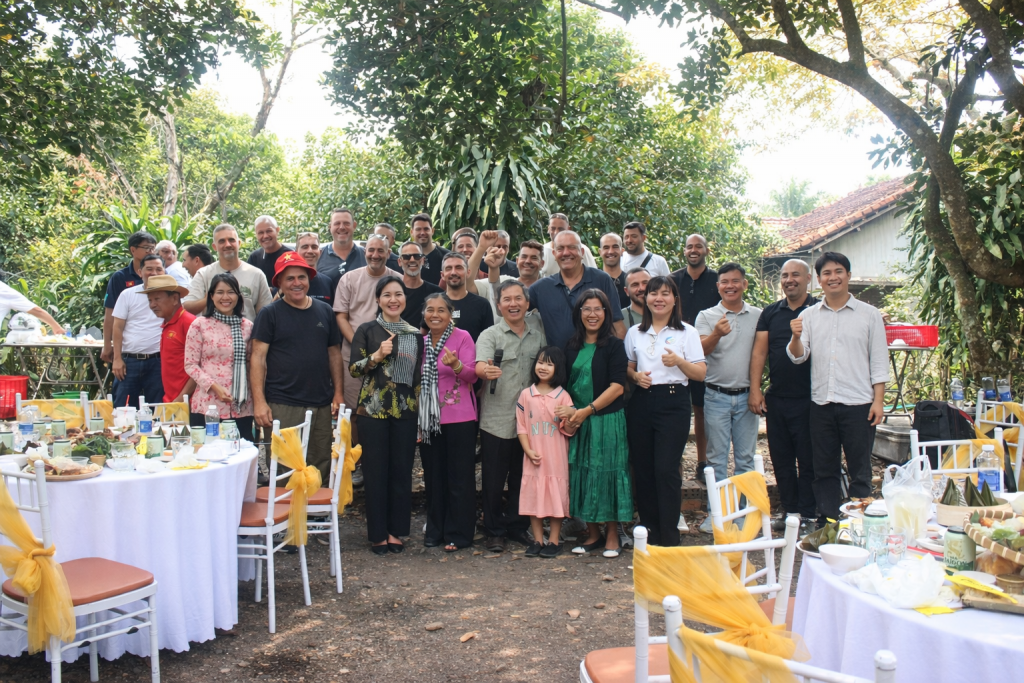 Du lịch sinh thái vườn Bình Mỹ ghi dấu với du khách quốc tế