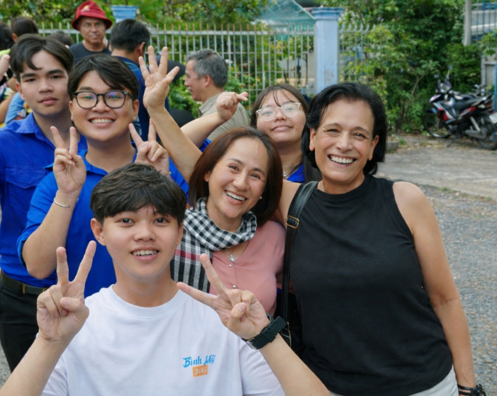 Du lịch sinh thái vườn Bình Mỹ ghi dấu với du khách quốc tế