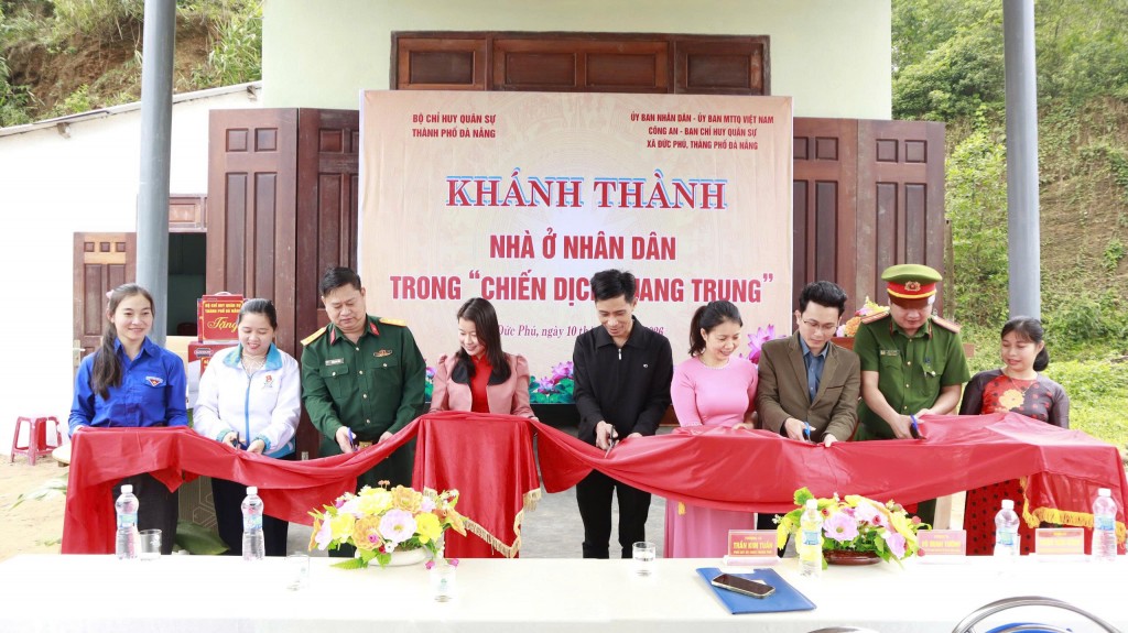 Bộ Chỉ huy Quân sự TP Đà Nẵng tổ chức lễ khánh thành, bàn giao nhà ở Nhân dân tại xã Đức Phú