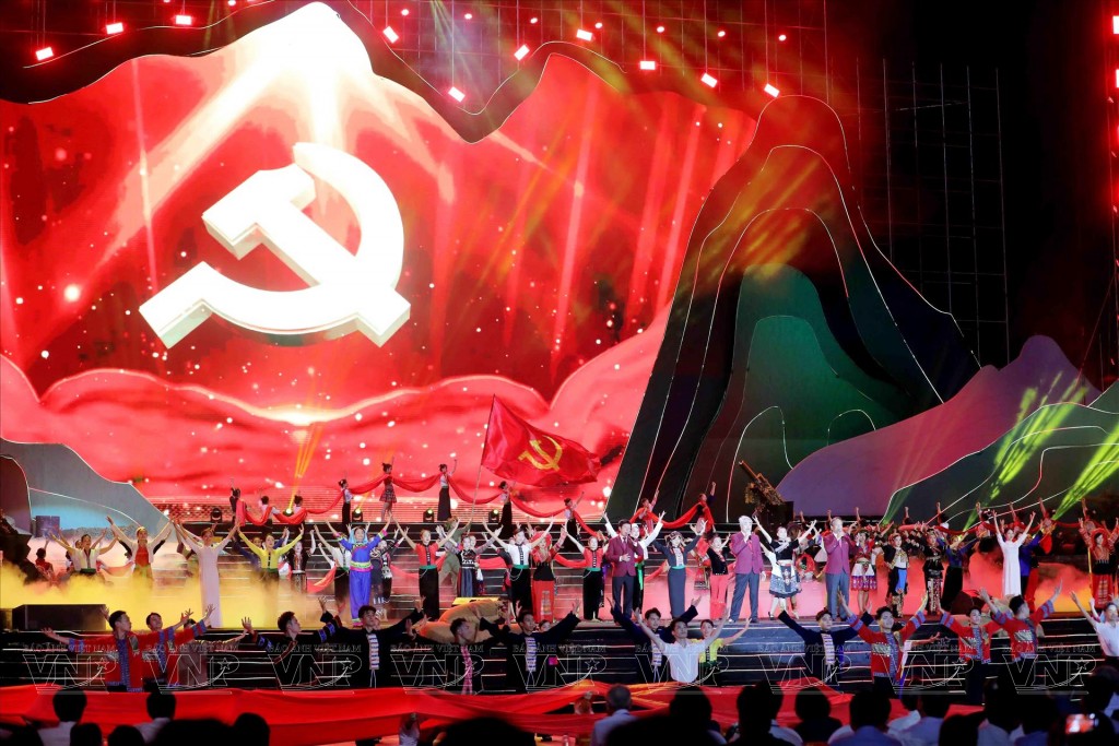 Xây dựng và phát triển văn hóa thực sự thành nền tảng, nguồn lực nội sinh, sức mạnh mềm, động lực phát triển đất nước nhanh, bền vững trong kỷ nguyên mới