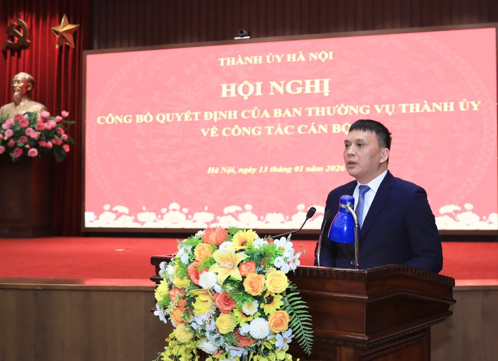 Công bố các quyết định của Ban Thường vụ Thành uỷ Hà Nội về công tác cán bộ Công bố các quyết định của Ban Thường vụ Thành uỷ Hà Nội về công tác cán bộ