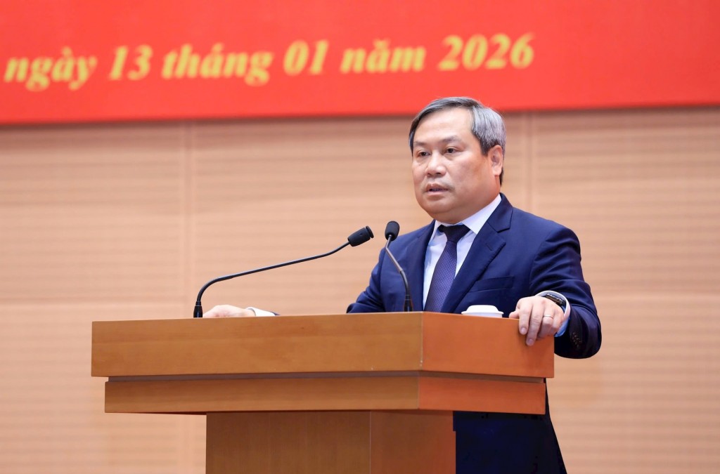 Chủ tịch UBND thành phố Vũ Đại Thắng phát biểu chỉ đạo tại hội nghị. Ảnh: Đình Hiệp Chủ tịch UBND thành phố Vũ Đại Thắng phát biểu chỉ đạo tại hội nghị. Ảnh: Đình Hiệp