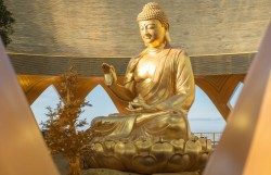 Nơi hiếm hoi tại Việt Nam hiện diện vị “Phật đến từ vàng”