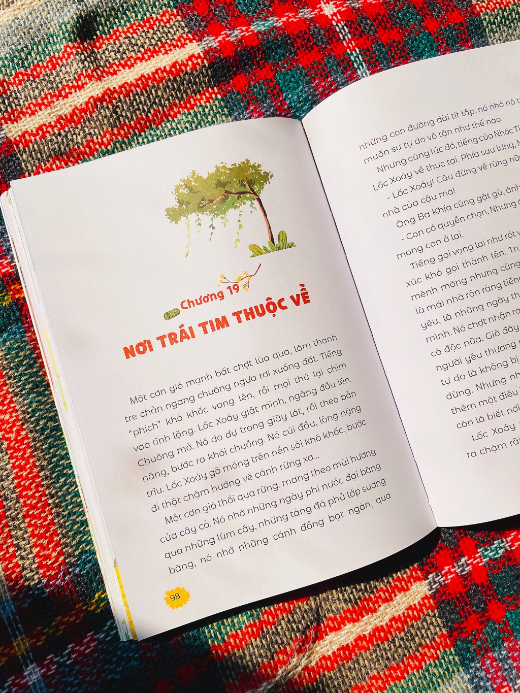 Mùa xuân mới ấm áp với 